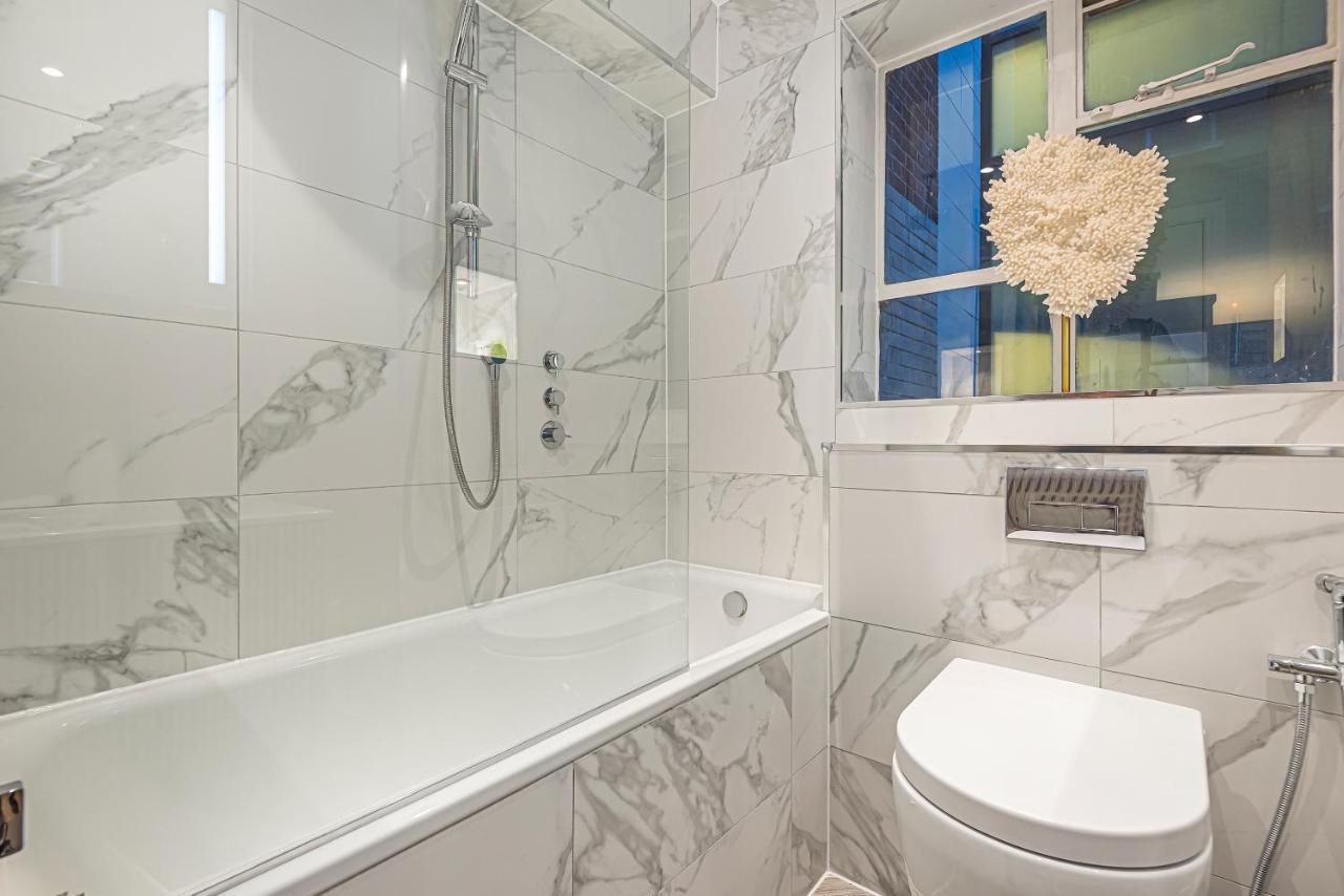Luxury Living In Knightsbridge Balcony Views Of Harrods, 2Br2Ba With Ac Apartment London Ngoại thất bức ảnh