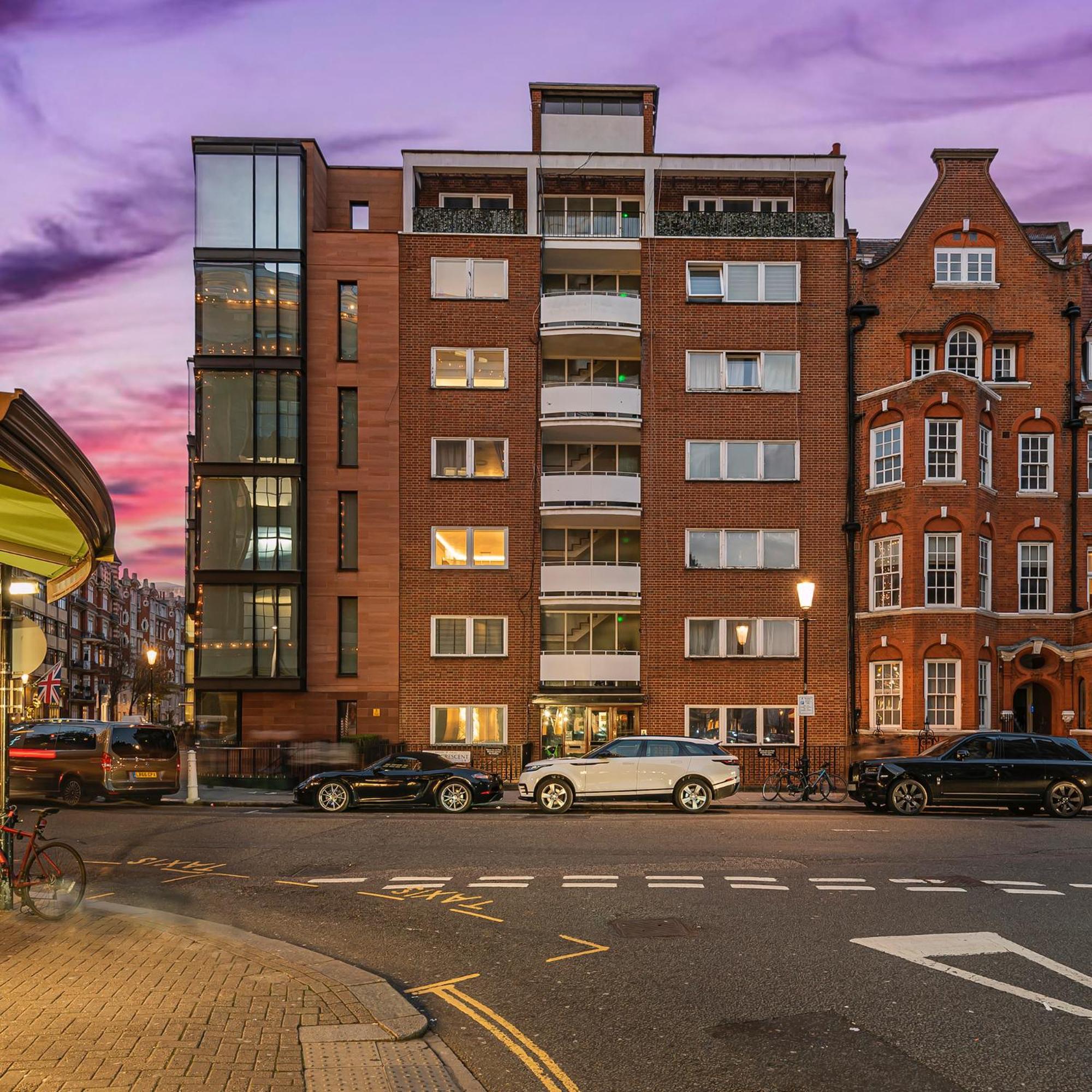 Luxury Living In Knightsbridge Balcony Views Of Harrods, 2Br2Ba With Ac Apartment London Ngoại thất bức ảnh